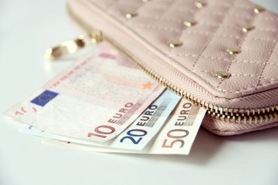 billetera-con-euros